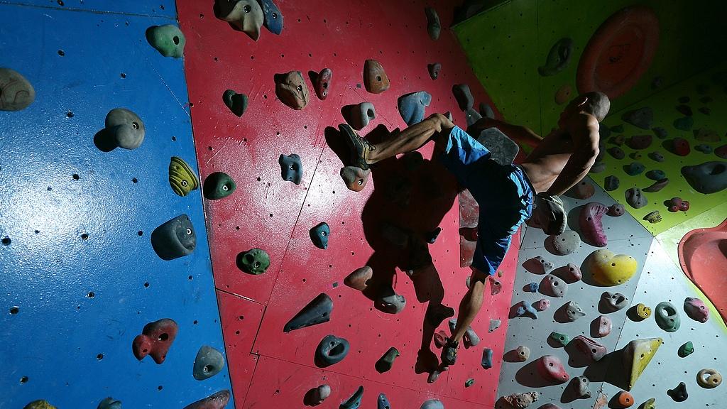 中国速度竞赛攀岩运动员在国际赛事中的亮眼表现