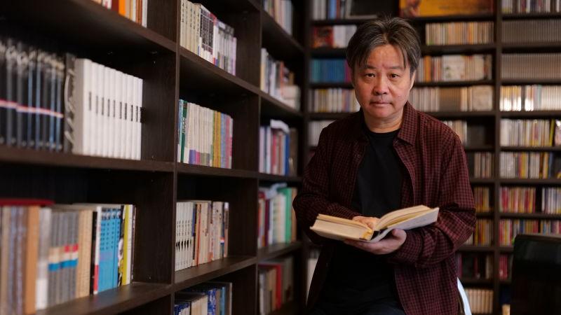 余华说：能让一个女孩成长的，从来不是什么汤，而是结一次婚，怀一次孕，生一次孩子