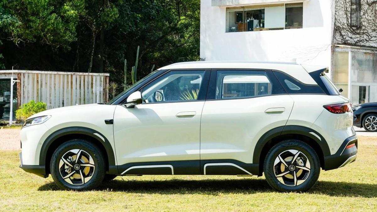 10万级纯电SUV相争！长安启源全新Q05和比亚迪元UP谁更懂消费者？