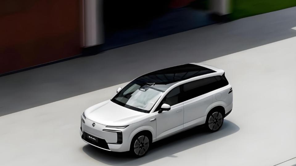 车企卷向大六座，一场基于家庭出行的精准内卷！