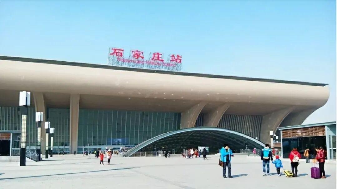 我国最幸运的城市，从 600 人小村逆袭成千万人口都市，名字像村庄