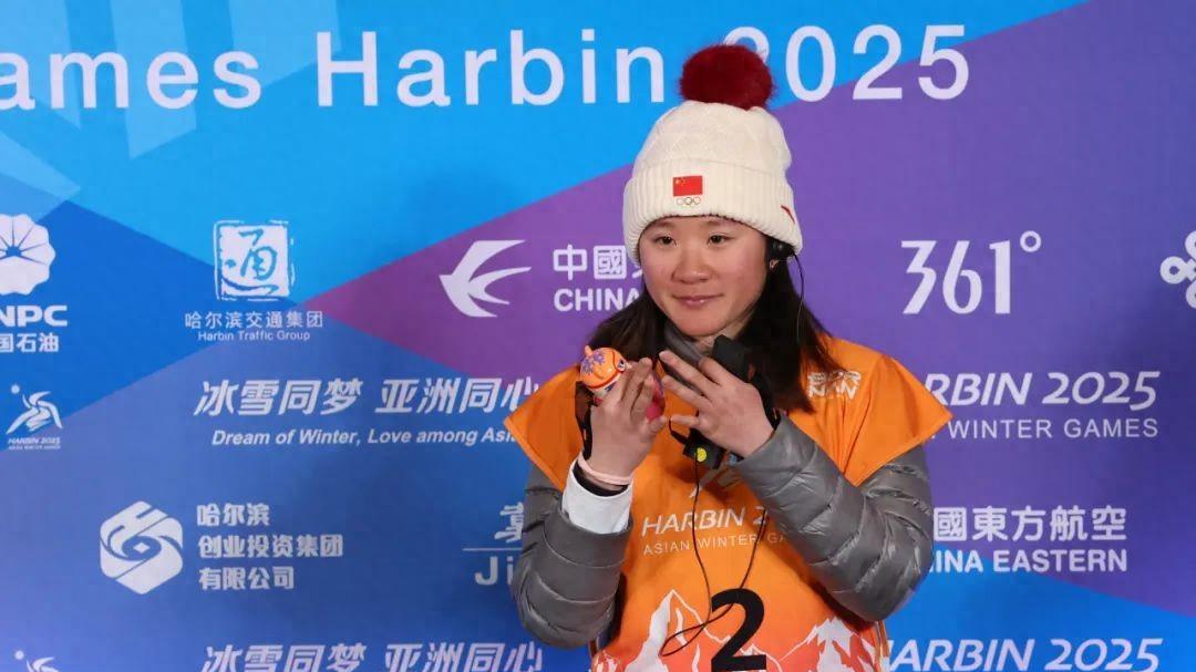 亚冬会夺金后，哈尔滨姑娘李方慧再夺世界杯总冠军！