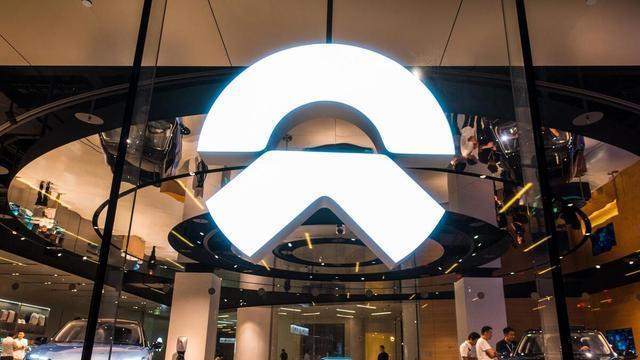 小鹏逆袭月销3万+连续两月第1蔚来不过万该向小鹏学什么