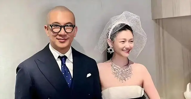 拿走2亿又图豪宅，具俊晔爱妻人设崩塌，汪小菲又当冤大头？