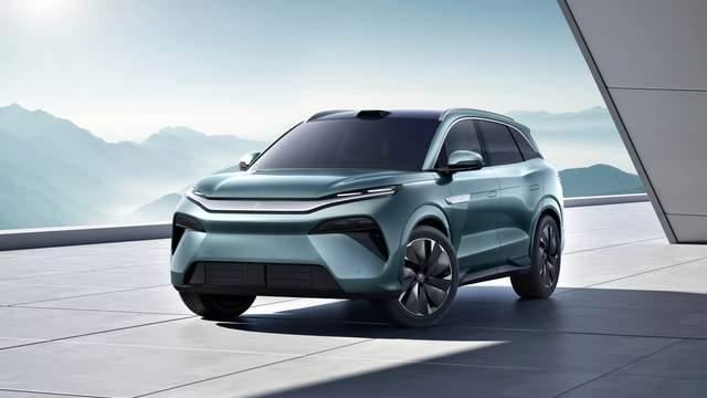 比亚迪的处境有多艰难？9月份销量同比减少5.5%，高端化表现平平