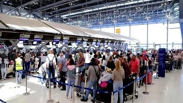 泰国机场最新规定 入境游客请注意 这些新变化要知晓