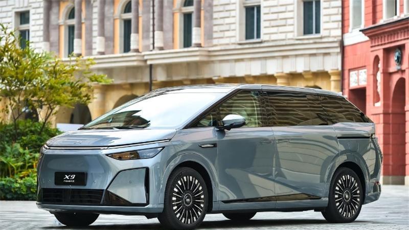 新势力十年老店 零跑月销7万，小鹏、蔚来反超理想