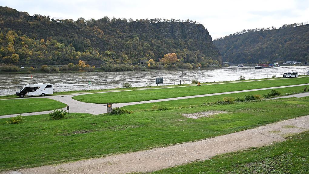 蝴蝶大乐透25124期分析，本期的重点，不是热码发威，就是冷码扎堆