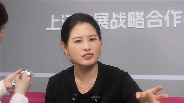 长城超跑惊艳亮相，CTO吴会肖信心十足，称性能超越法拉利SF90