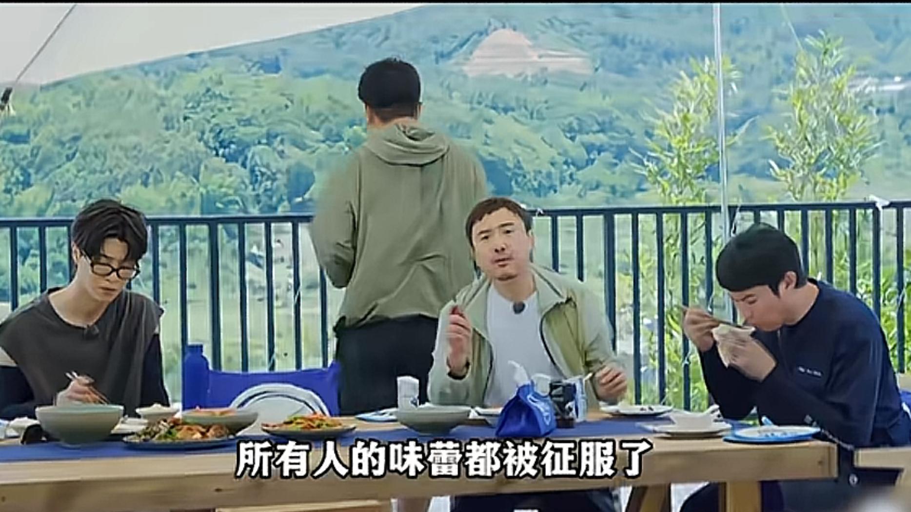 难怪沈腾说黄磊有危机感了，原来他的厨艺才是最好的！