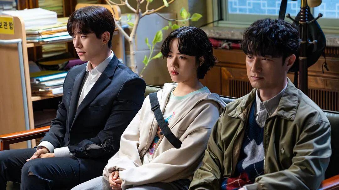 “钞能力”还是“薪酸力”？《现金英雄》：当超级英雄开始为下个月房租发愁