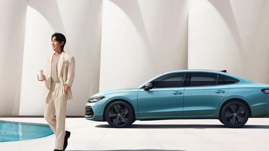 配三大屏+大疆智驾！仅售15万的帕萨特Pro，依旧是合资B级车标杆