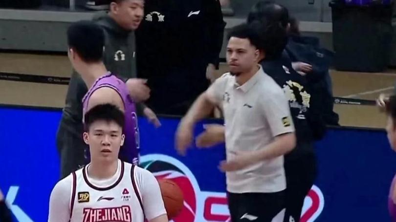 里勒和约克对飙40+，余嘉豪25+24打脸现场考察球员的郭士强