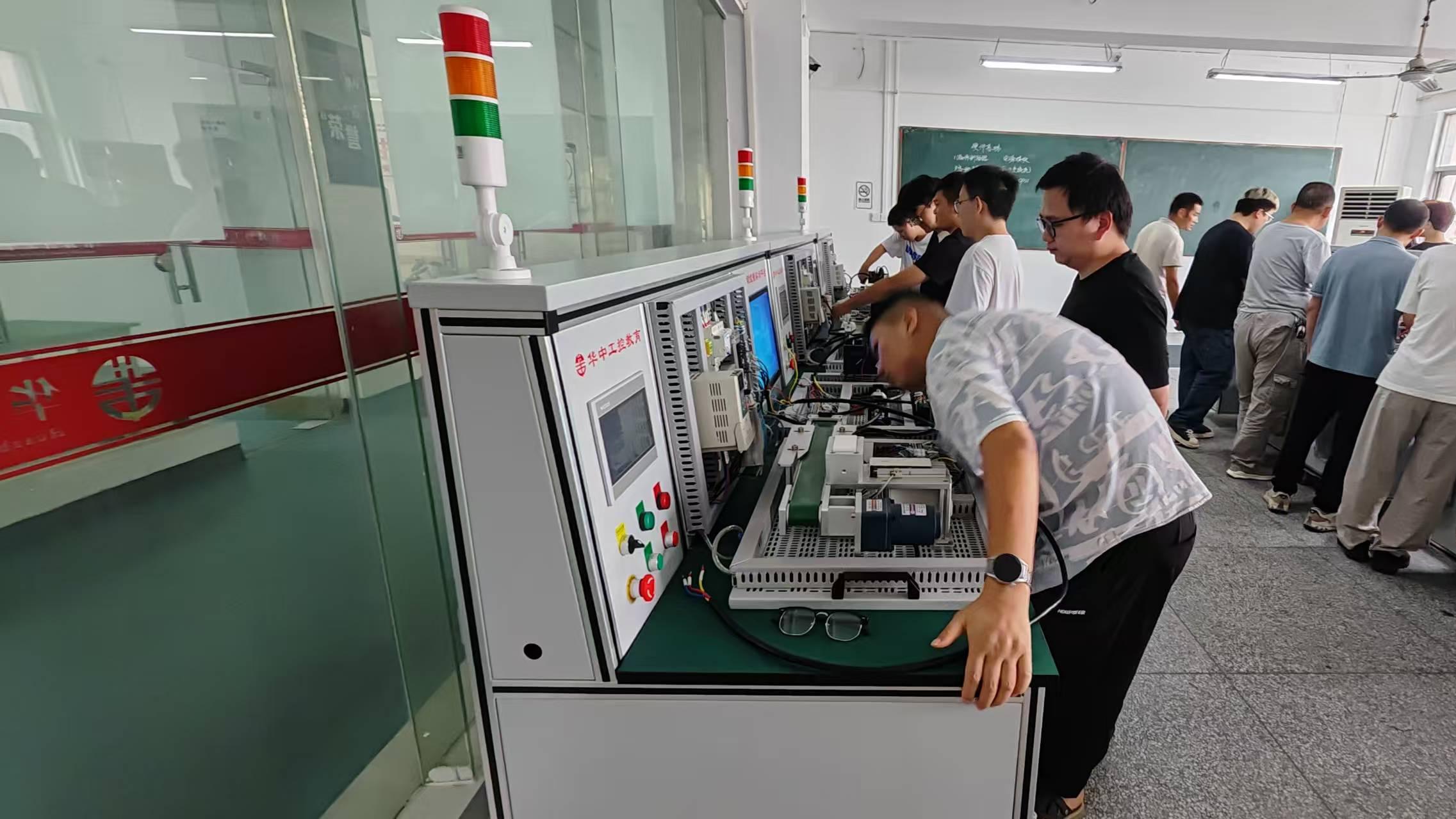 2025年武汉电气自动化PLC培训机构师资力量全面评估