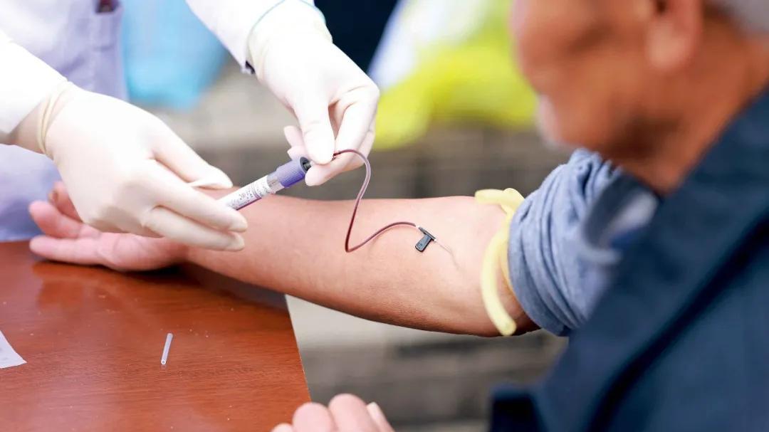 老年艾滋病感染人数持续上升，他们是怎么得的病？