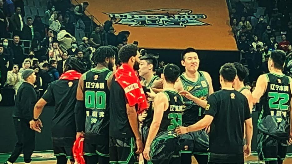 辽篮6人得分上双双杀深圳队！豪取3连胜，仍然保有冲击四强希望