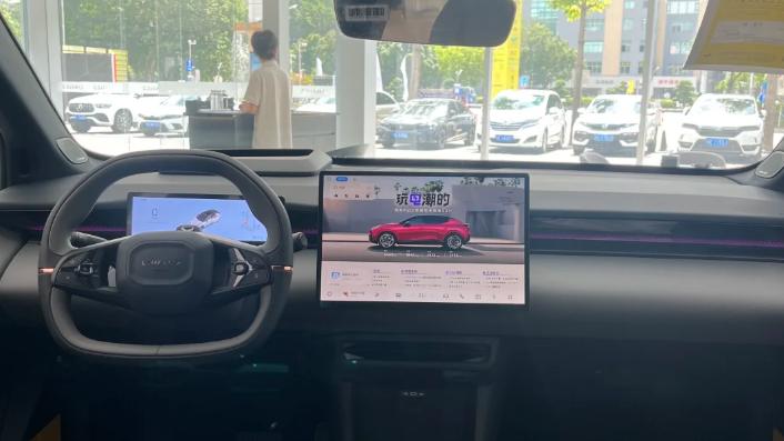 银色领克Z20引发热议，官方是否在布局新车型？