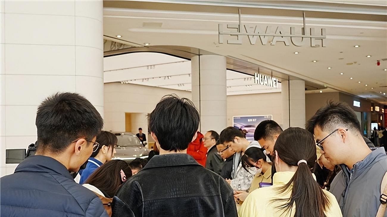 阔型设计只是开始，华为鸿蒙5操作系统才是重头戏