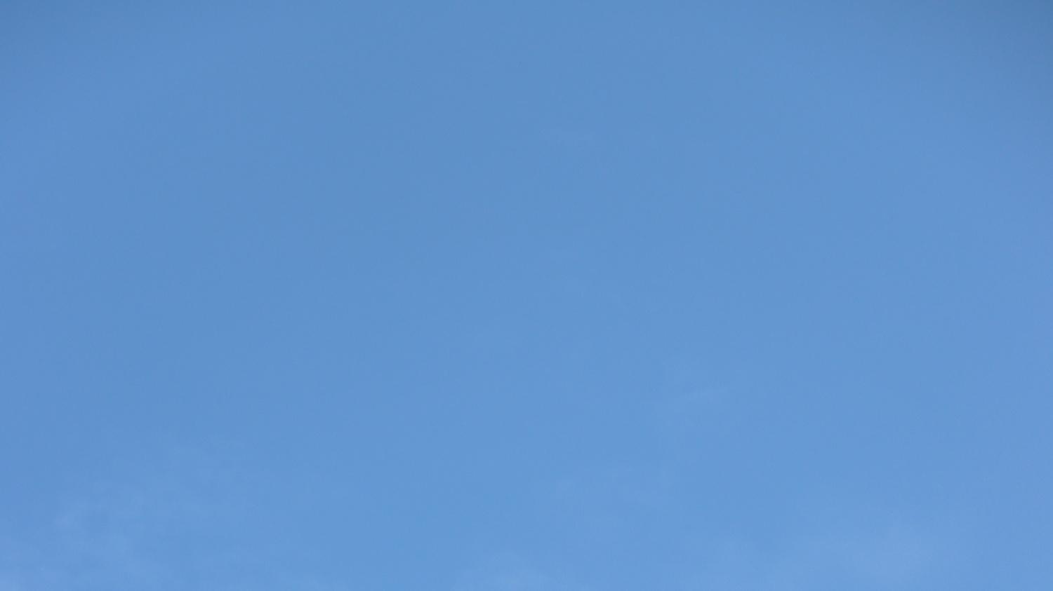 百年亭榭立风尘，阅尽巴州几度新。