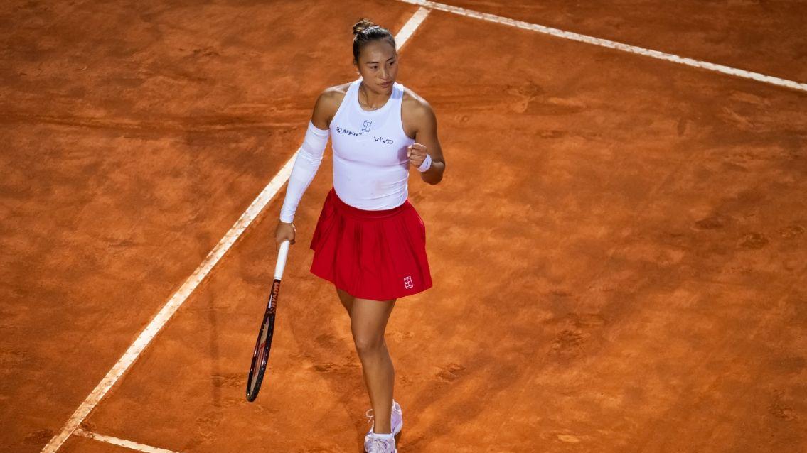 WTA排名更新，郑钦文三大对手两升一降，中国金花有190分保分压力