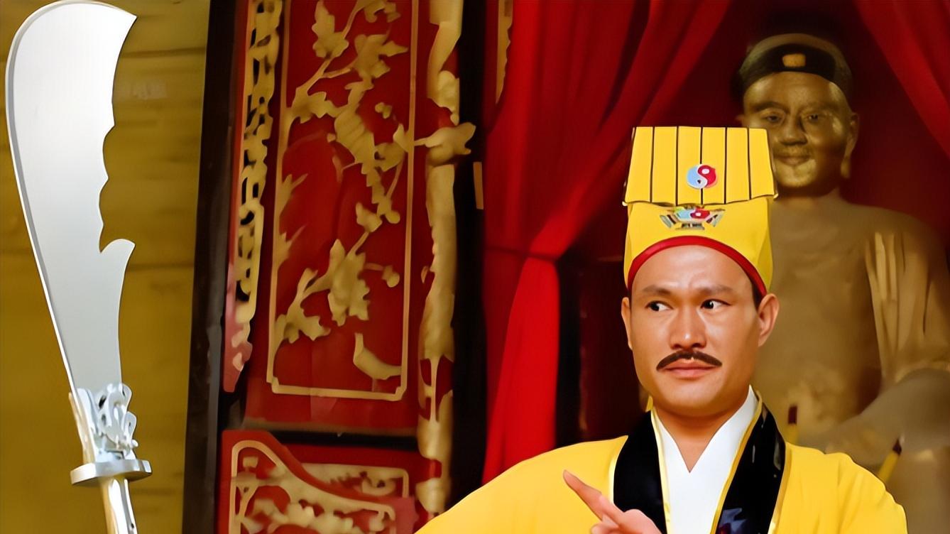 总被邪祟欺负的人，都有个共同点，八段锦的化解之道正在于此