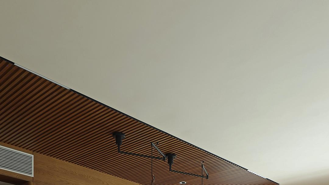 原木自然风全屋整体定制设计案例，悠好木重庆华侨城大平层实拍