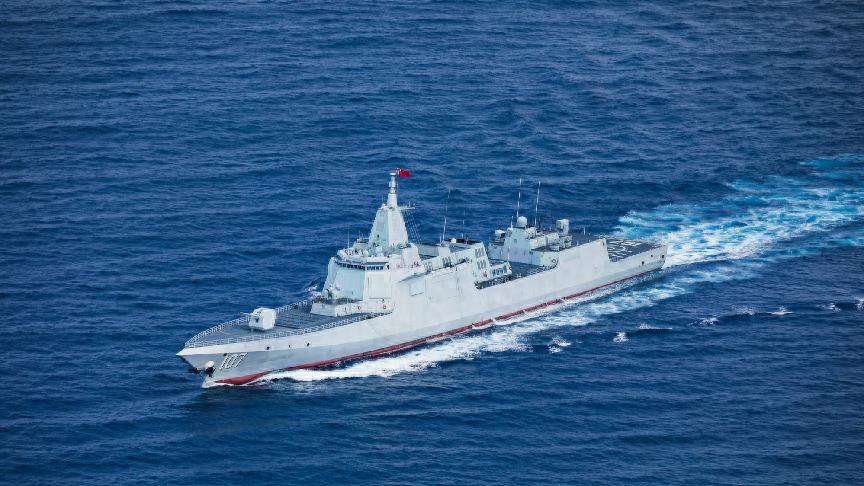 中国海军远洋编队巡航引关注，093核潜艇动向成焦点