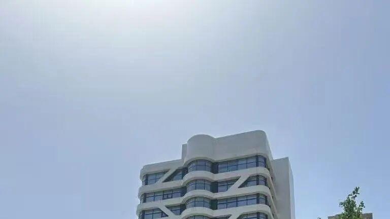 大学生近视手术失败，称院方存在商业贿赂！事涉河北邯郸爱眼医院