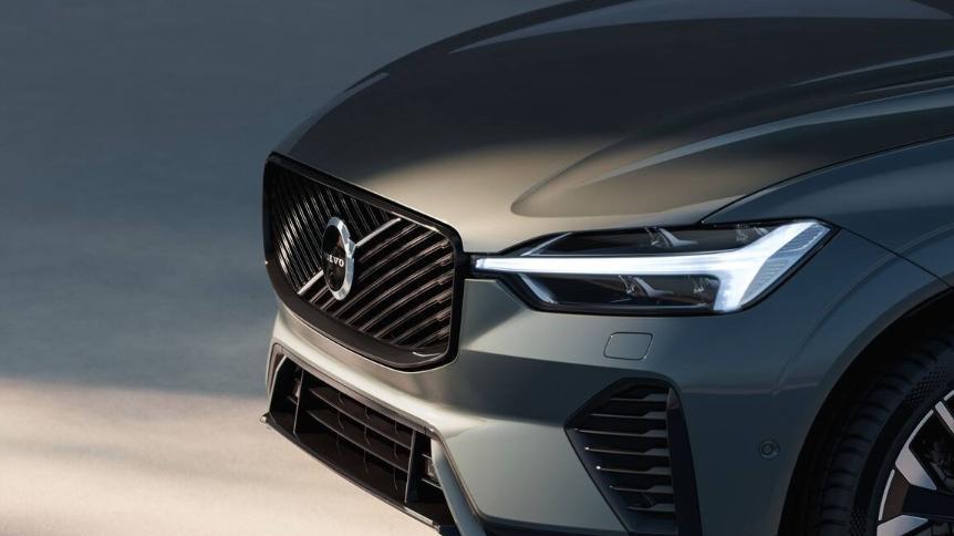 沃尔沃XC60中期改款来袭，性价比大幅提升，能否硬刚宝马X3？