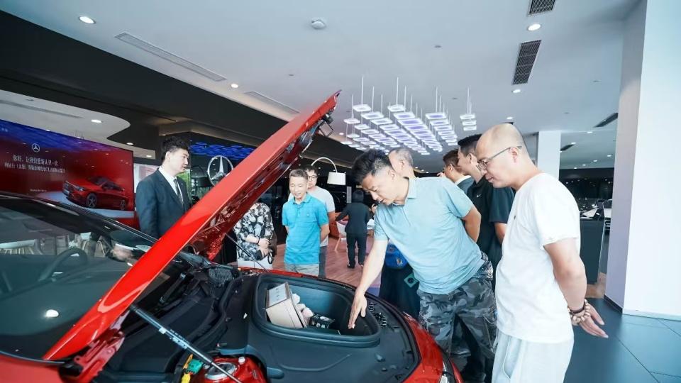 全新纯电CLA媒体品鉴日活动在奔驰利星行（太原）启幕