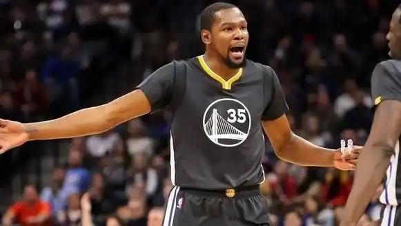 姆巴佩公式vs篮坛格林公式，谁的历史地位更高？