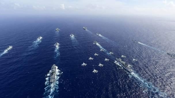 白宫把日本推上了赌桌！中美博弈下，日本为何甘当美国“马前卒”