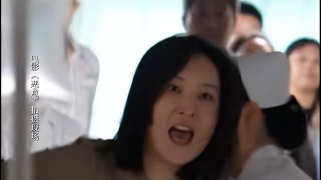 被这部电影“刺”到了！医院里的“天龙人”和“黄牛”太真实！