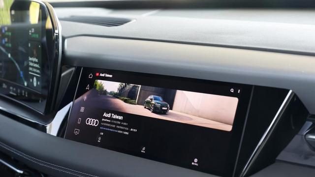 比特斯拉Model Y贵10万，奥迪Q6 e-tron的豪华溢价值不值？