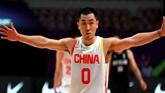 耻辱爆冷，男篮76-80惜败韩国，评分：1人尽力，3人达标，4人拉胯