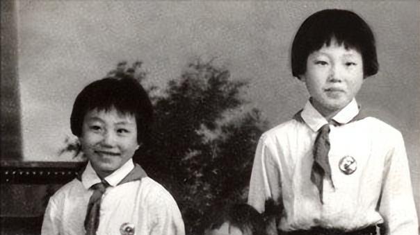 5次上春晚的她，竟被恩师夺去初夜还强制堕胎，56 岁逆袭成女王
