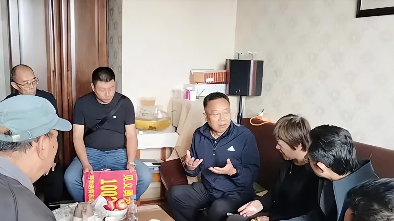 “还有23天退休！”六旬老人河中托举救起父子，却再也没能上岸