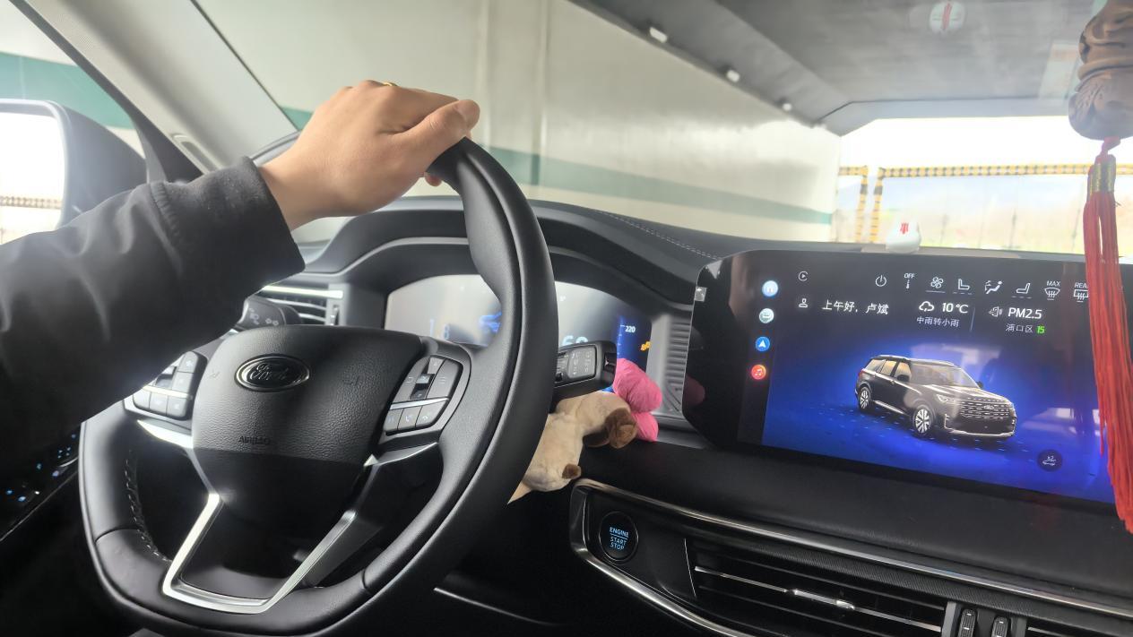 空间大安全性好，家里乘坐更舒心