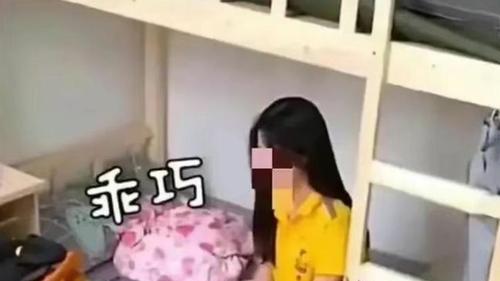 大学生“外卖媛”？黑丝美女深夜送天价牛杂汤，成本价只有20元