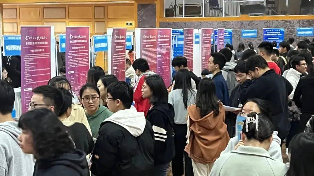 迁徙中国：谁在收割人口红利，谁在播种未来？