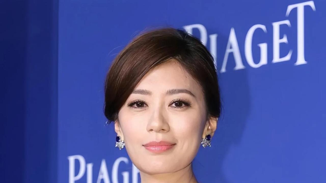 贾静雯孙志浩曾因短信和解



想知道当年贾静雯和孙志浩离婚大战的真相吗？据说半