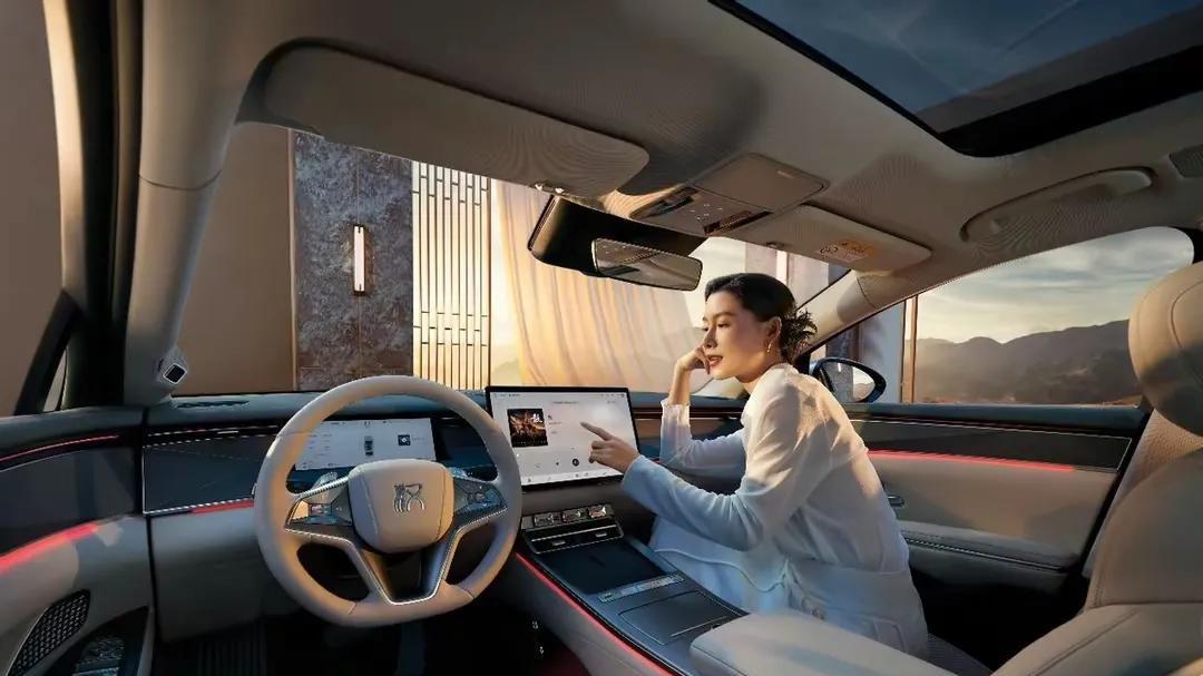 当比亚迪汉L EV上市后，友商的天彻底塌了