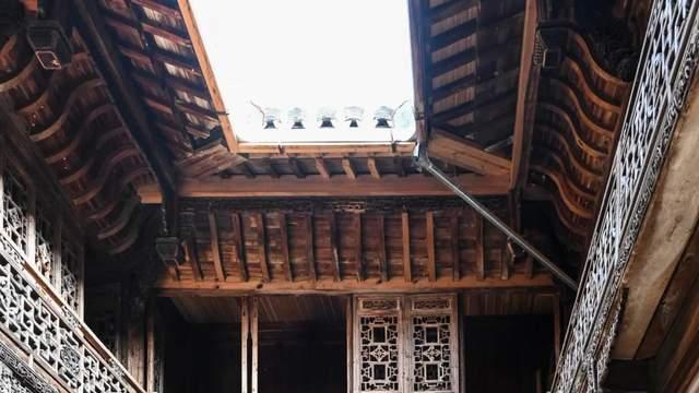 安徽黄山脚下这个古村，真的好美！