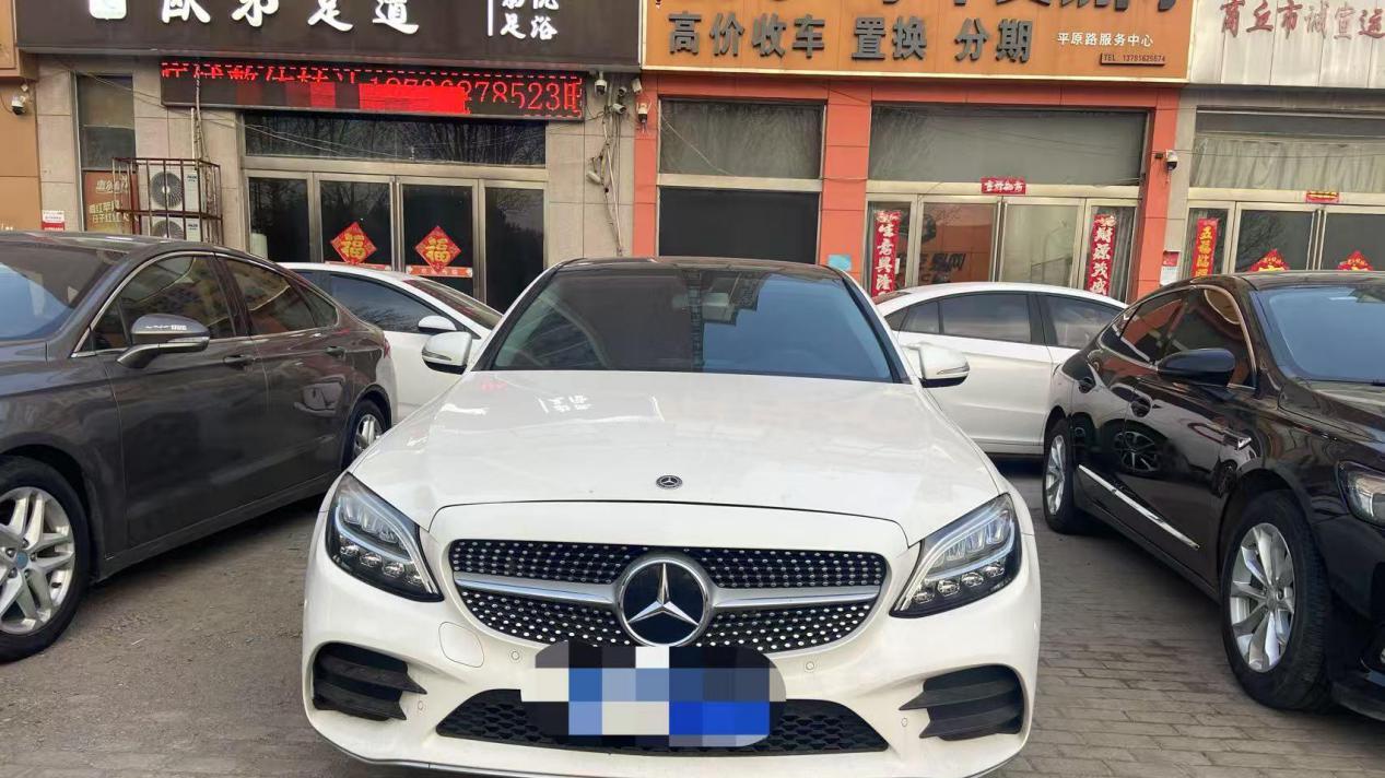 19年奔驰C260L运动版，曾经的C级小王子，如今价格接地气