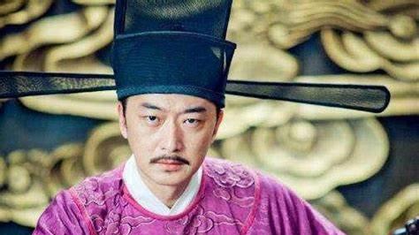 赵匡胤暴亡：道士预言与兄弟相残的千年疑案