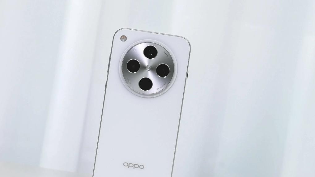 值得捡漏的OPPO“小钢炮”，天玑9400+120倍变焦，低至3078元起