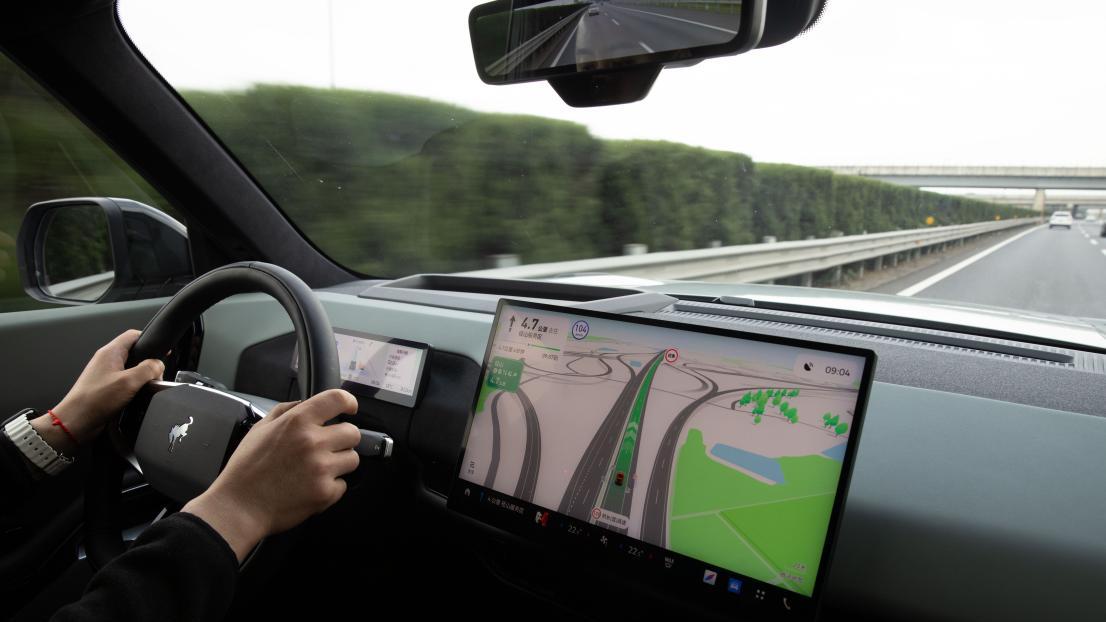 福特智趣烈马搭载同级独有2.5K Mini-LED高清中控屏