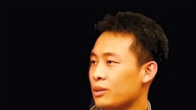 张译：我只要和她拍两口子的戏，她老公就抱孩子探班，真的很无语