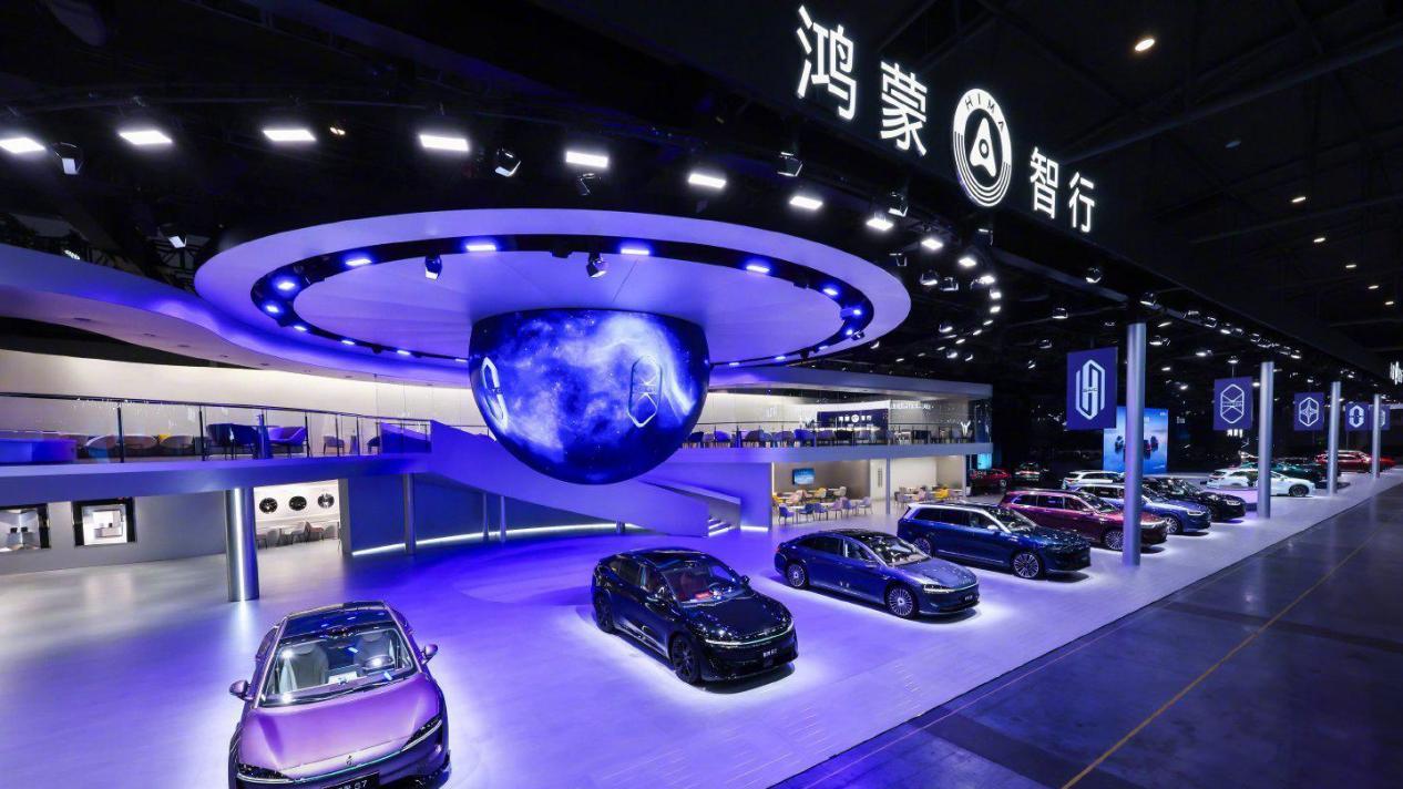 10月造车新势力成绩单：“4万辆俱乐部”迎来新成员，第一名突破7万辆