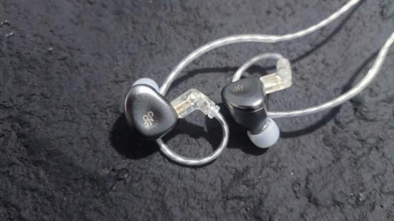 宁梵声学RA15有线HiFi耳机：金属腔体与双音管的可玩性革命